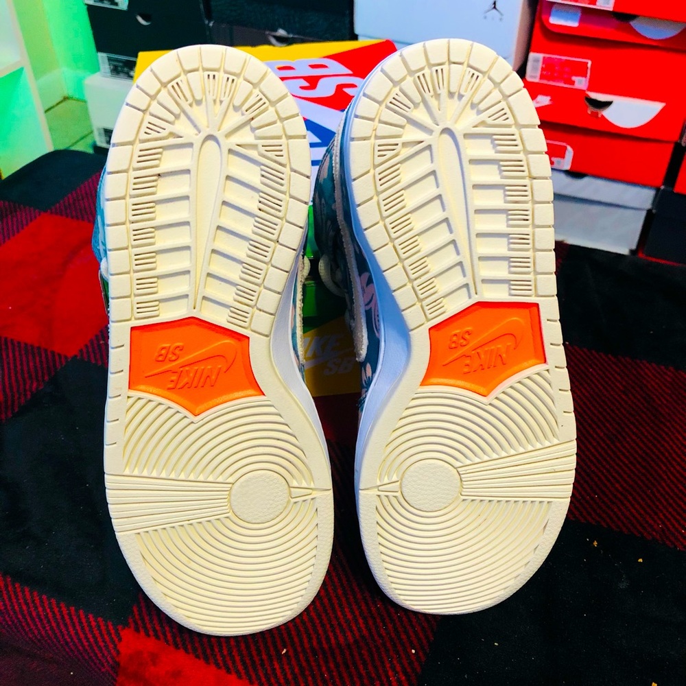 Brand new sb dunks Maui wowie
